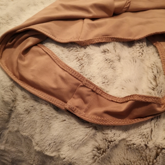 Basik Women's Body Suit - Picture 10 of 17